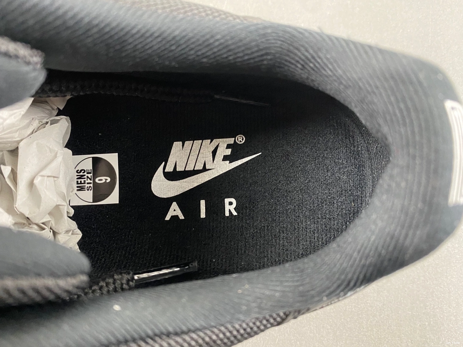 Low Jordan 'Bred' 2025 FV5104-006 11 Air Retro 0308